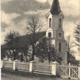 Pocztówka ze strym kościołem ewangelickim z 1909 roku.