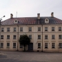 Klasztor sióstr Szarytek z 1737r obecnie szpital.
