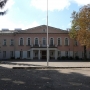 Zabytkowa szkoła. Obecnie VI LO im. Z. Augusta.