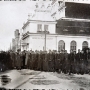 Żołnierze 4 Dywizjonu Pancernego stacjonujący w Brześciu w latach 1930- 1939 przy dworcu kolejowym.