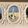 Przy rewaloryzacji parku nie zapomniano o balustradach odgradzających park barokowy od dolnego. Dotychczasowe betonowe, zastąpiły wykonane z piaskowca.