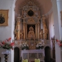 wnętrze kościoła parafialnego p.w. św. Andrzeja Apostoła, ołtarz główny.