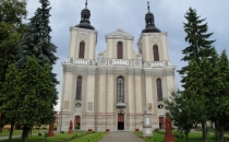 Zespół klasztorny karmelitów trzewiczkowych (2 poł. XVII-XIX)- Sanktuarium Maryjne