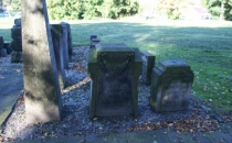 Zabytkowy cmentarz lapidarium