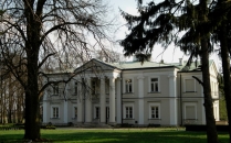 Zespół pałacowy z 1843 r